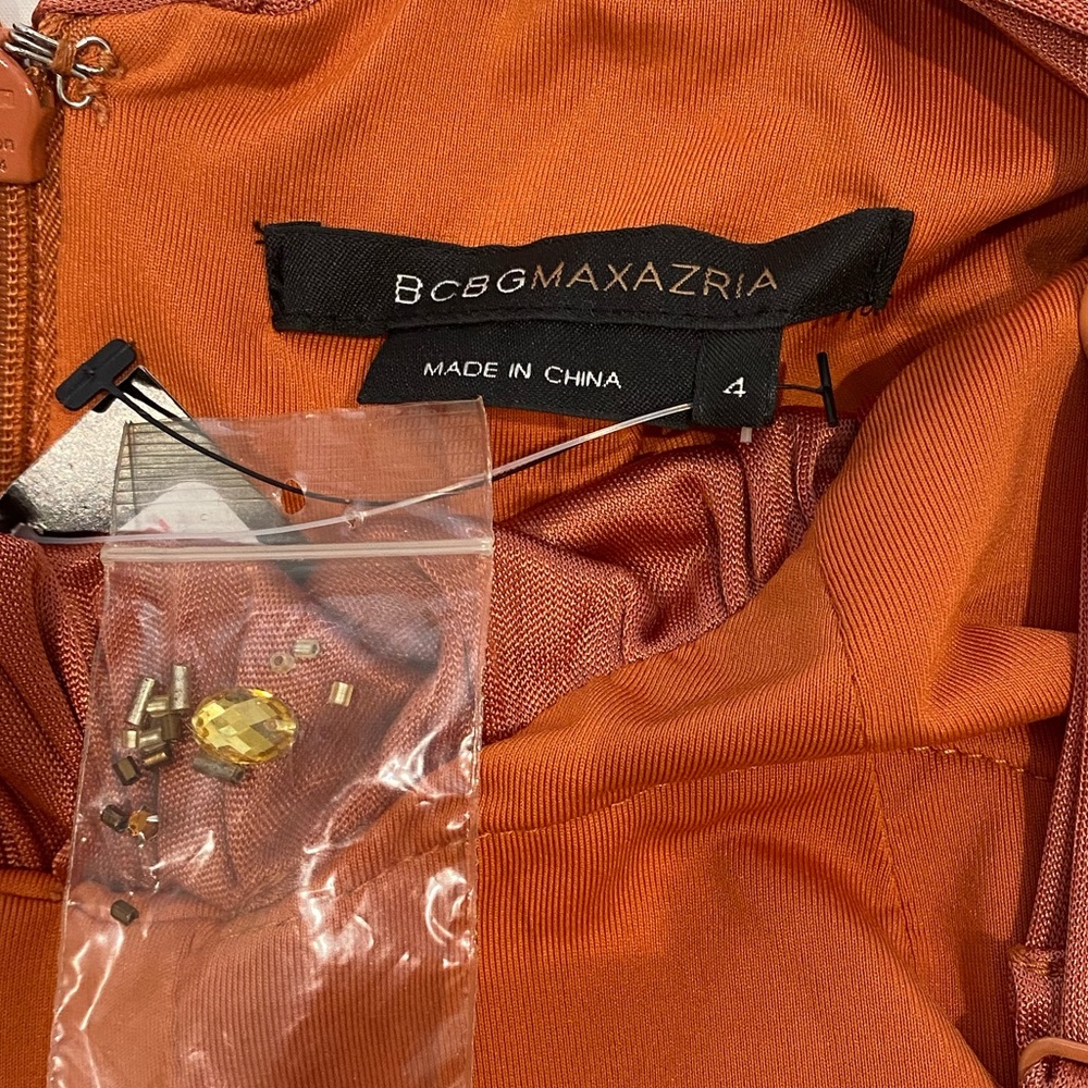 BCBGMAXAZARIA